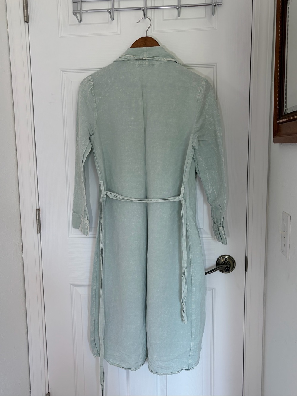 Duster - Picture 2 of 12